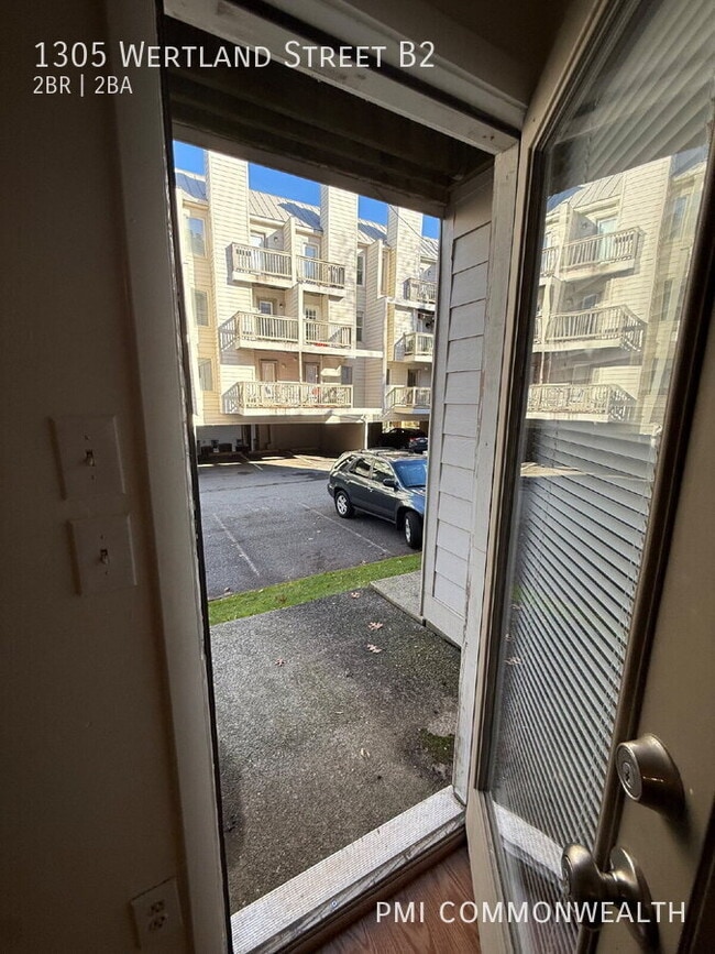 Foto del edificio - 1305 Wertland St