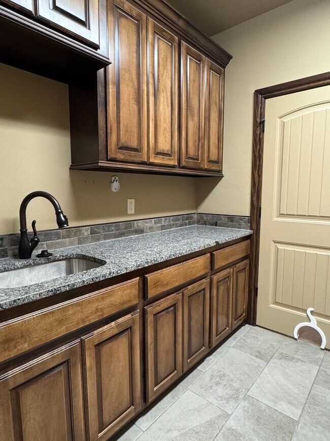 Foto del edificio - 8294 SE 90th St