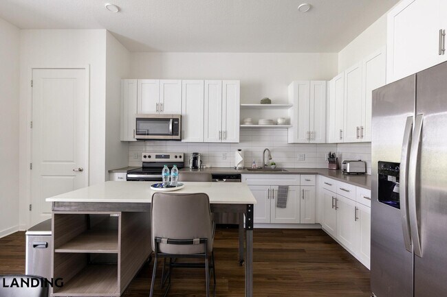 Foto del edificio - 515 Corso Ln