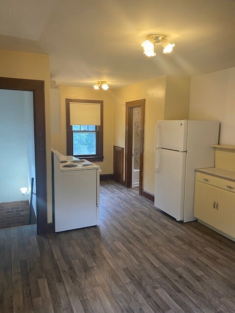 Cocina - 319 Amherst St
