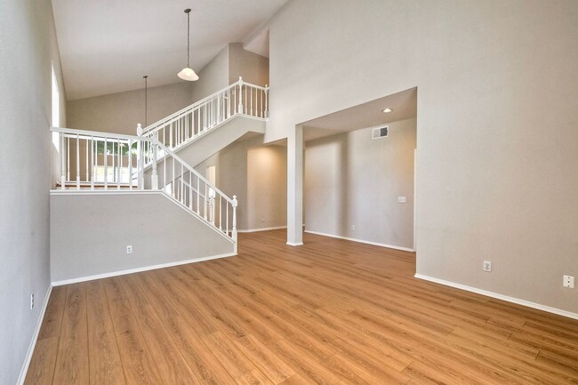 Foto del edificio - 4636 Doral Ct