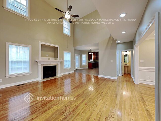 Foto del edificio - 700 Winding Oak Way