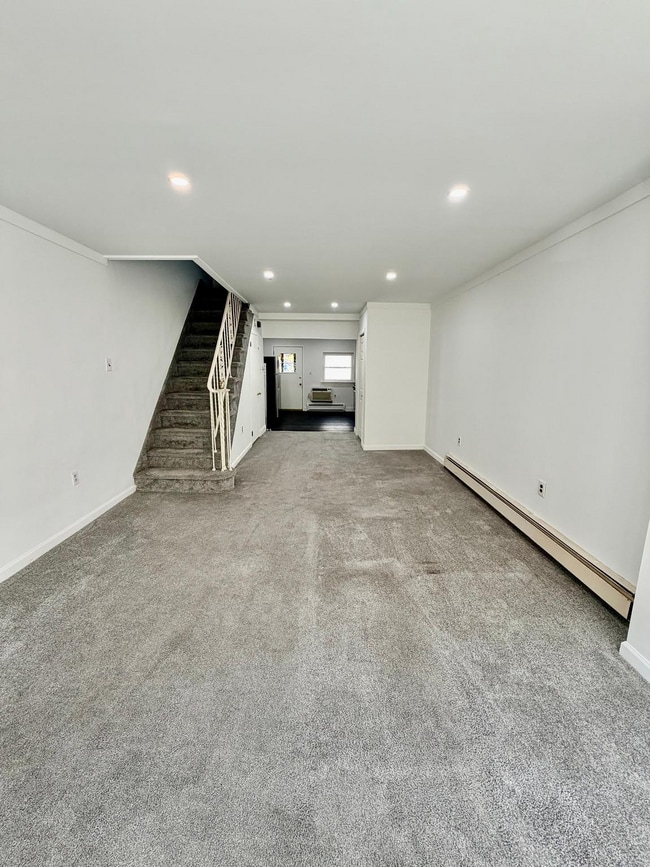 Building Photo - 3116 Salmon St