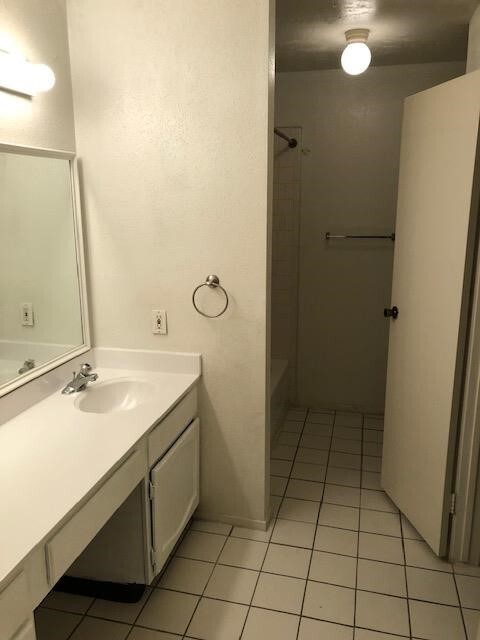 Foto del edificio - 18119 Twin Creek Dr