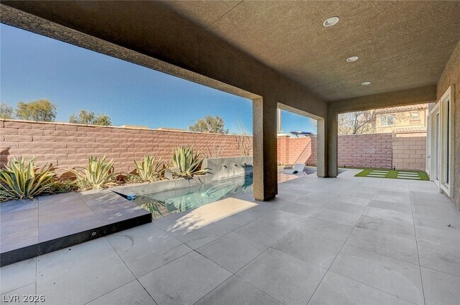 Foto del edificio - 7778 Tableland View Ct