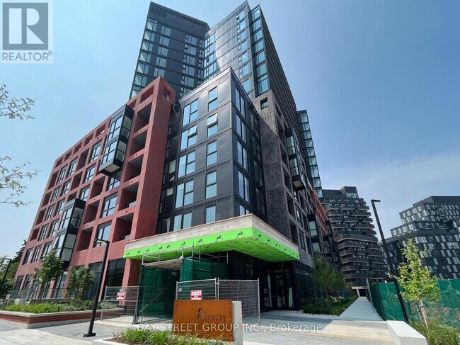 Photo du bâtiment - 8 Tippett Rd