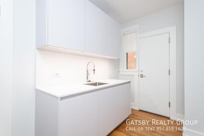 Photo - 15 Forest St.-23R Apartment