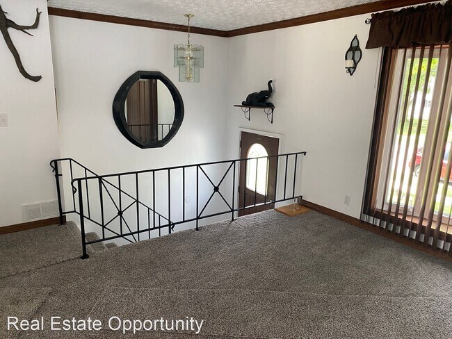 Foto del edificio - 3 br, 2.5 bath House - 558 Fairholme Rd