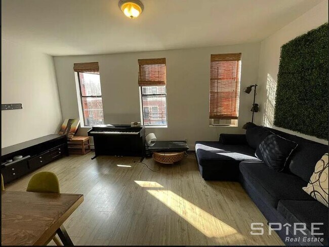 Foto del edificio - 2 bedroom in NEW YORK NY 10009