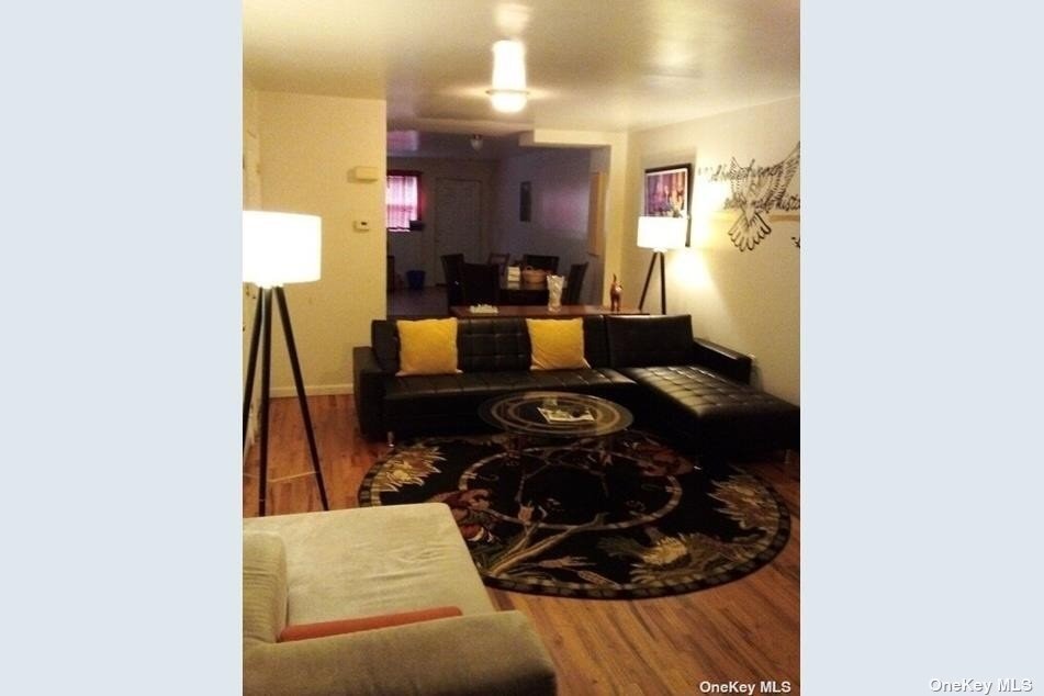 Foto principal - 2206 Cortelyou Rd