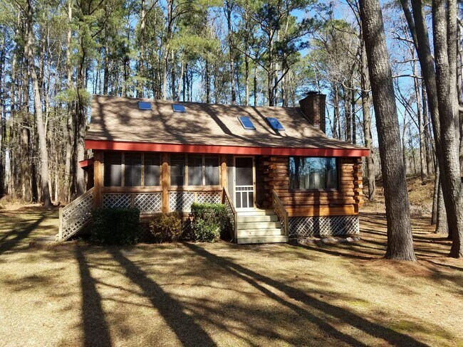 Building Photo - 505 Japonica Drive