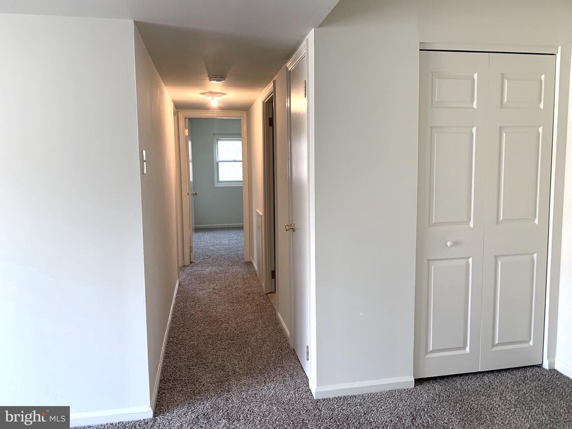 Foto principal - 412 N Orange St