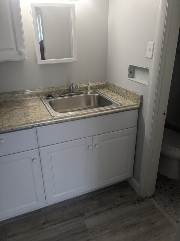 Foto del edificio - 1202 Ridgewood Ave