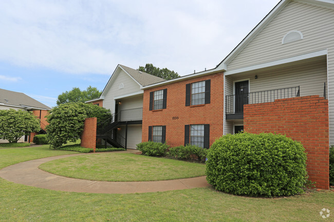 Building Photo - Magnolia Terrace