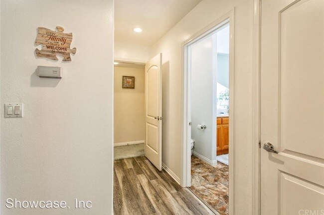 Building Photo - 2 br, 2 bath House - 308 Villa Way