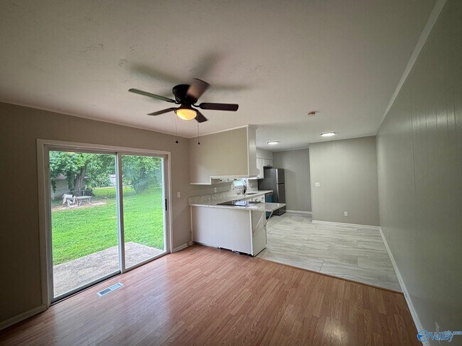 Foto del edificio - 3007 Winchester Rd NW