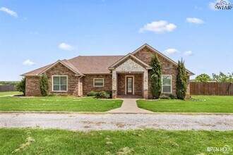 Building Photo - 7489 Roller Rd