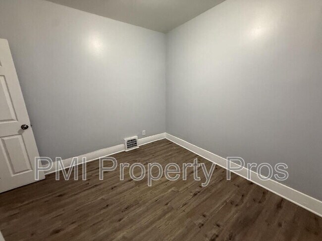 Foto del edificio - 3278 N 17th St