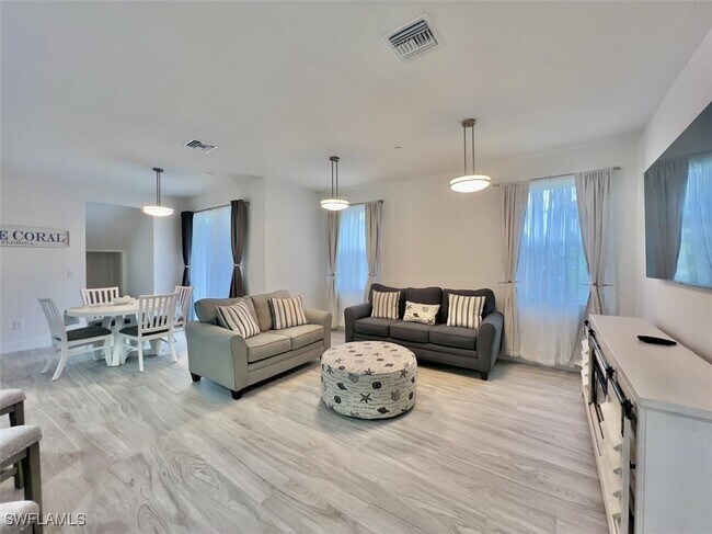Foto del edificio - 5865 Shell Cove Drive
