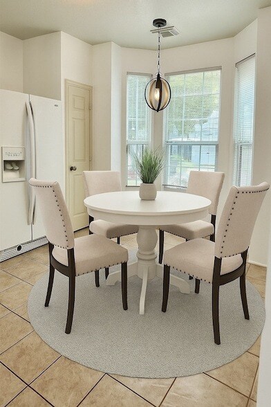 Building Photo - 29740 Sullivan Oaks Dr