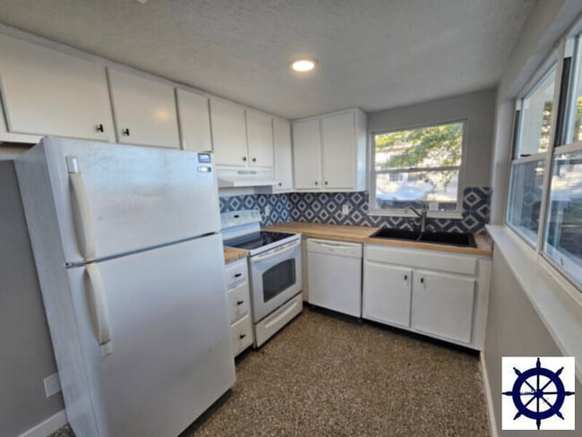 Foto del edificio - 257 Nelle Ave