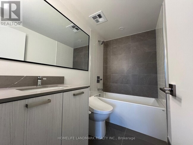 Building Photo - 65 Curlew Dr