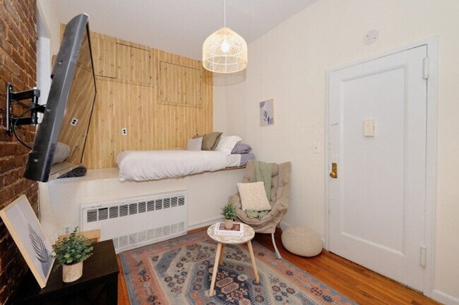 Foto del edificio - 293 E 92nd St