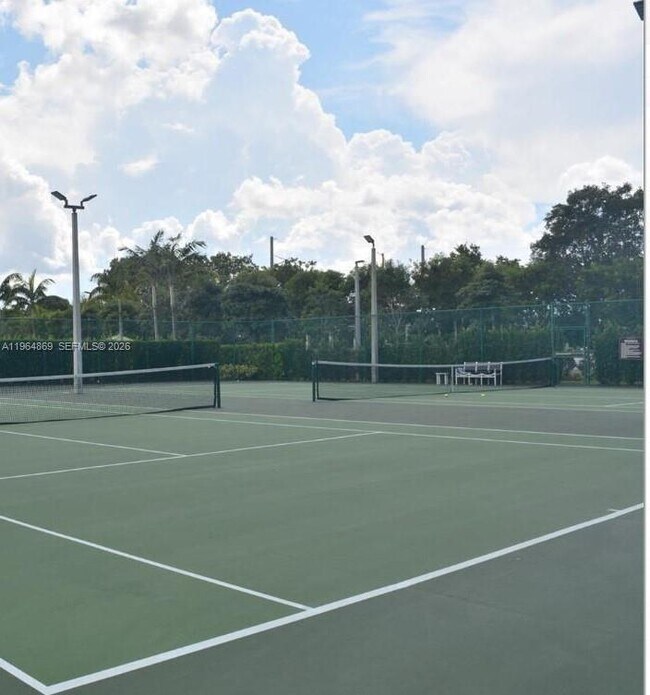 Building Photo - 10620 NW 88th St