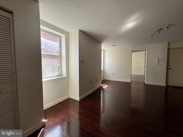 Foto del edificio - 222 N 9th St