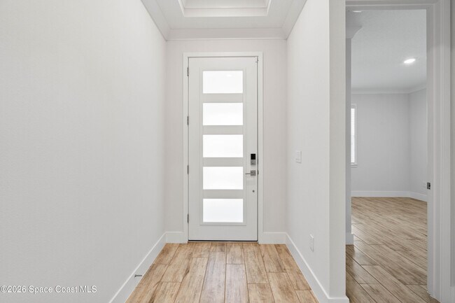 Building Photo - 82 Hubble Ln