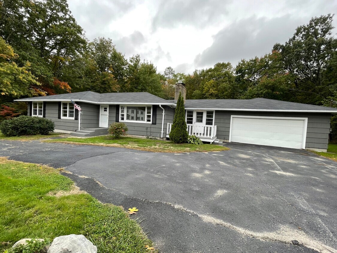 651 Turnpike St, North Andover, MA 01845 House Rental in North