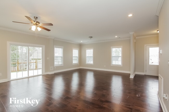 Foto del edificio - 7879 Smith Pond Dr