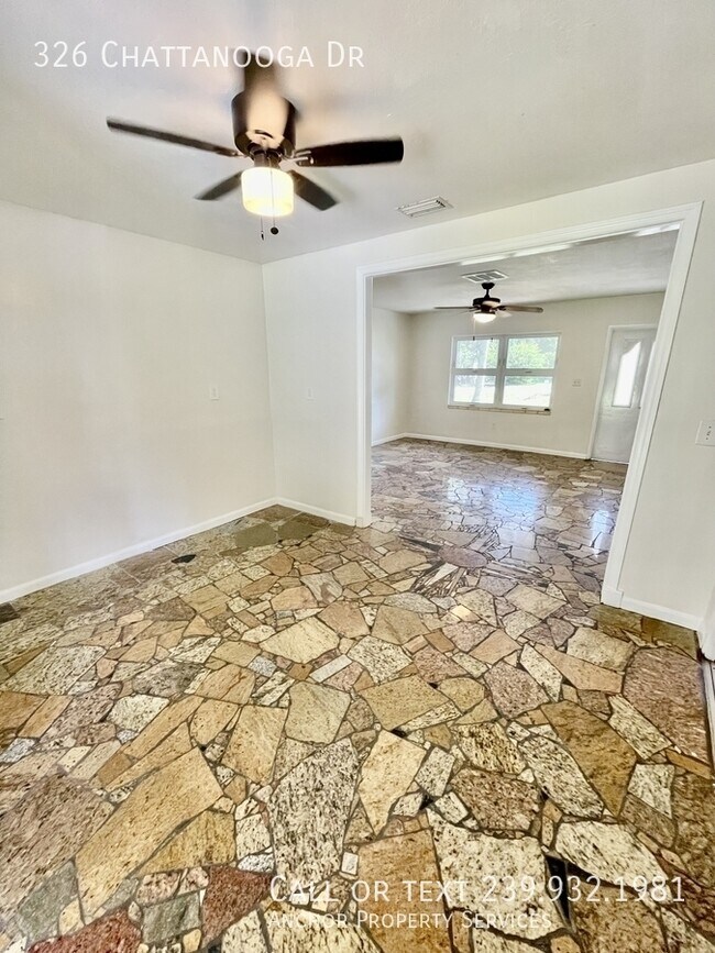 Foto del edificio - 326 Chattanooga Dr