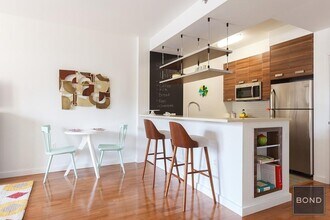 Building Photo - 22 Caton Pl
