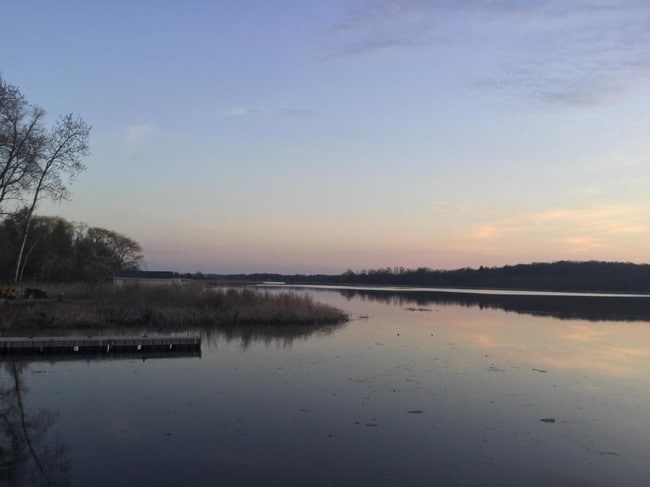 ¡Lake Frontage - 1621-1657 Kettle Cove Ct