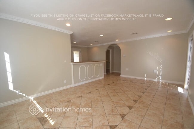 Building Photo - 10846 Archway Dr
