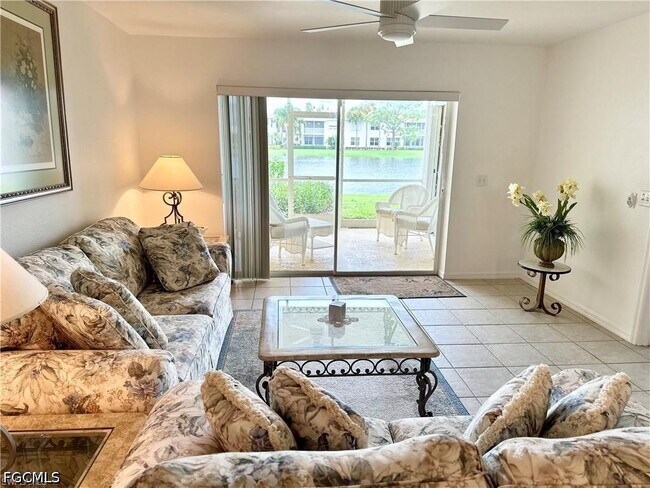 Foto del edificio - 25762 Lake Amelia Way