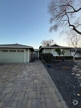Building Photo - 24 Hacienda Ln