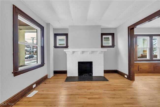 Building Photo - 4102 Brooklyn Ave