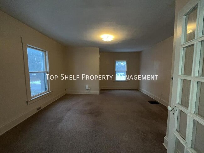 Building Photo - 1067 23rd St