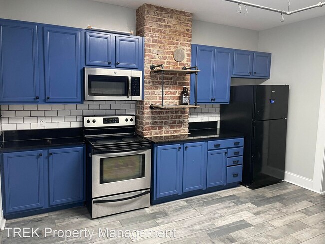 Building Photo - 2 br, 1 bath House - 129 Talbot unit 102