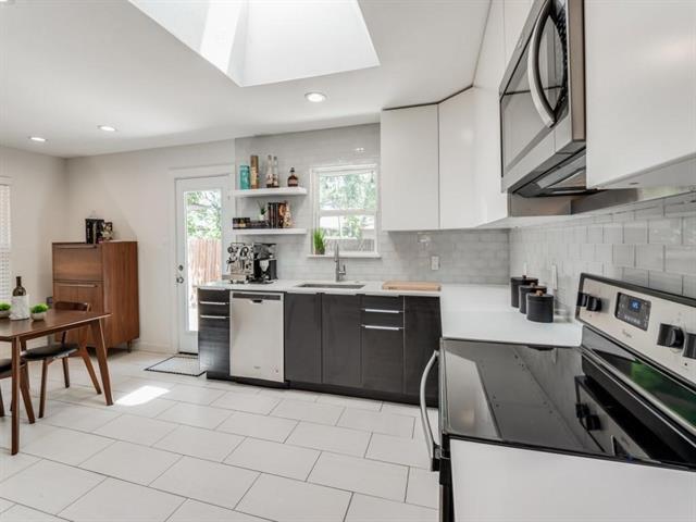 Building Photo - 11628 Sahara Way