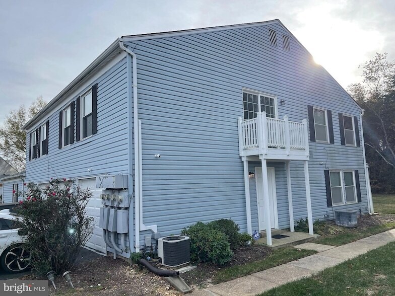 Foto principal - 3023 Chester Grove Rd