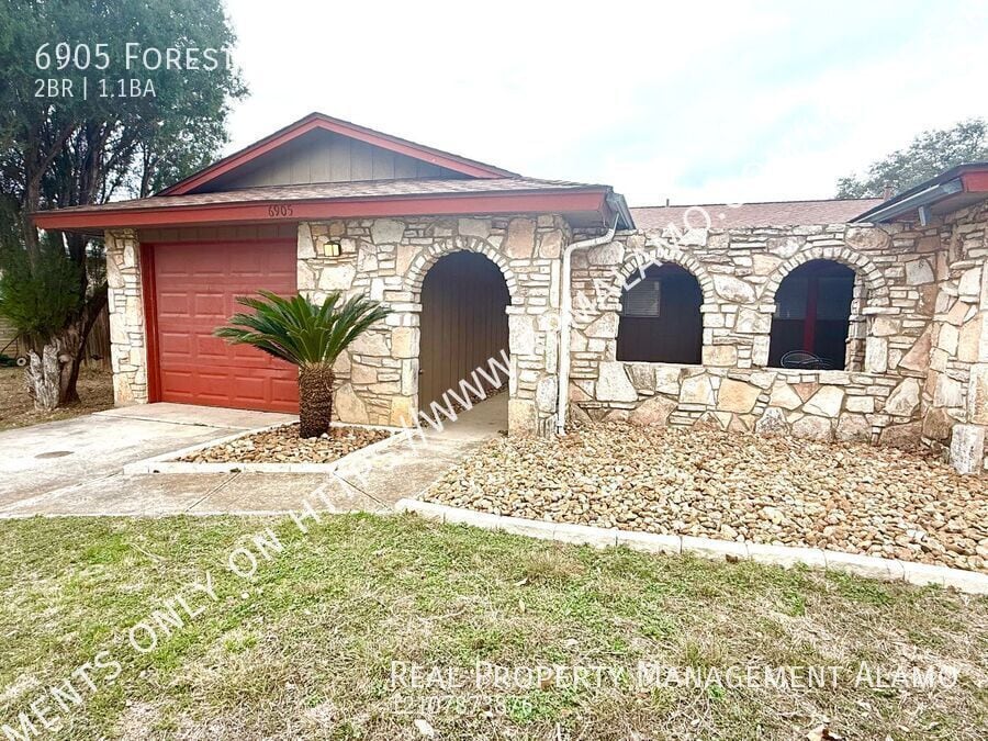 Primary Photo - 6905 Forest Meadow St