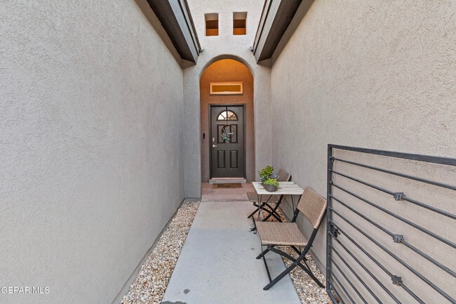 Foto del edificio - 12729 Methley Ave