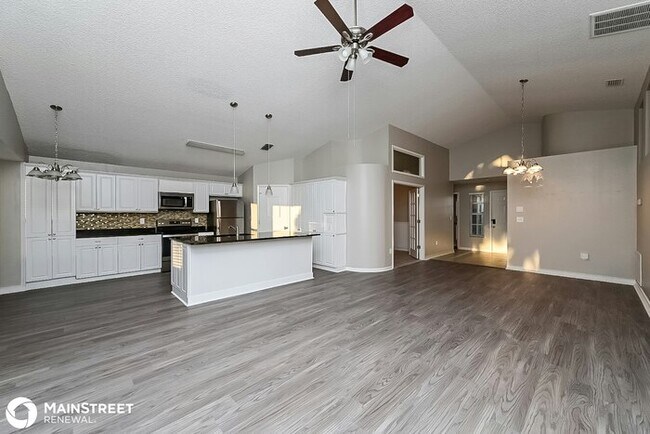 Building Photo - 4701 Wellbrook Dr