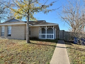 Building Photo - 705 Ruth Ct