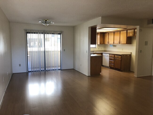 Building Photo - 1234 Orange Grove Ave