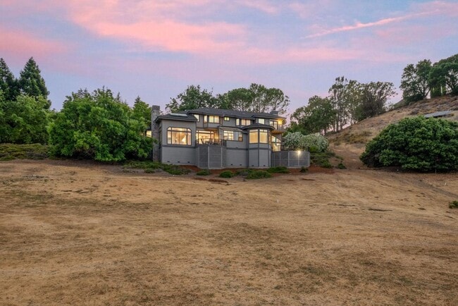 Building Photo - 14560 Deer Park Ct