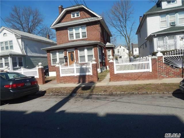 Building Photo - 218-17 104th Ave